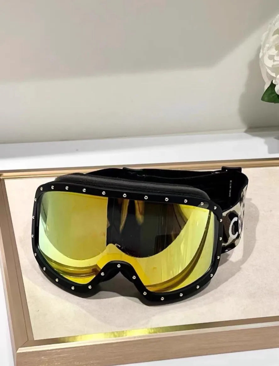 Winter Sports Ski Goggles, Windproof and Anti-fog, Luxury Couple's Ski Goggles with UV Protection, Outdoor Skiing Equipment.