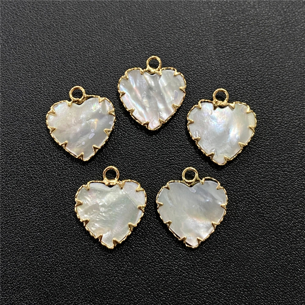 2PCS Natural Shell Pendant Round Love Heart Mother of Pearl Shell Charms Pendants for Jewelry Making DIY Women Bracelet Necklace
