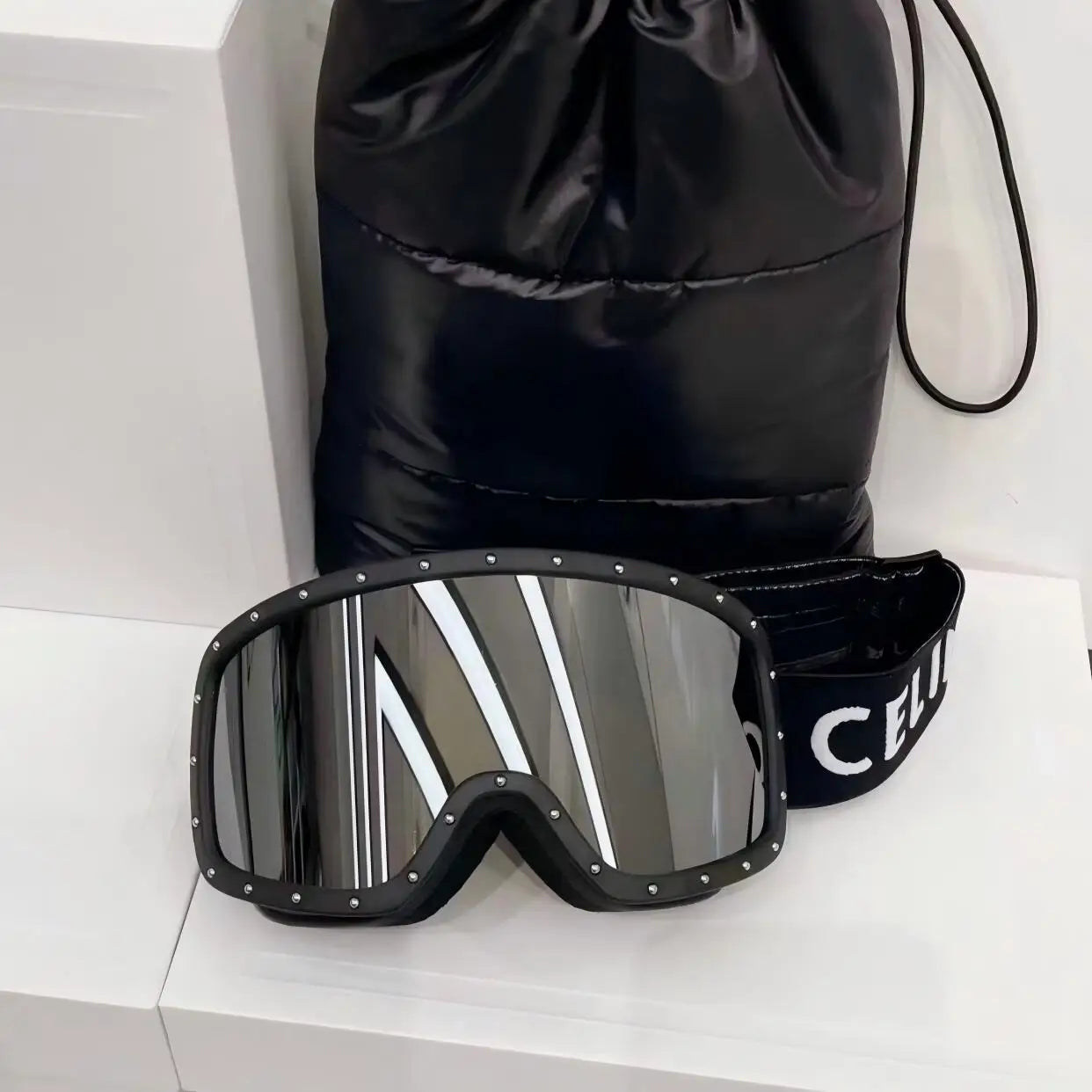 Winter Sports Ski Goggles, Windproof and Anti-fog, Luxury Couple's Ski Goggles with UV Protection, Outdoor Skiing Equipment.