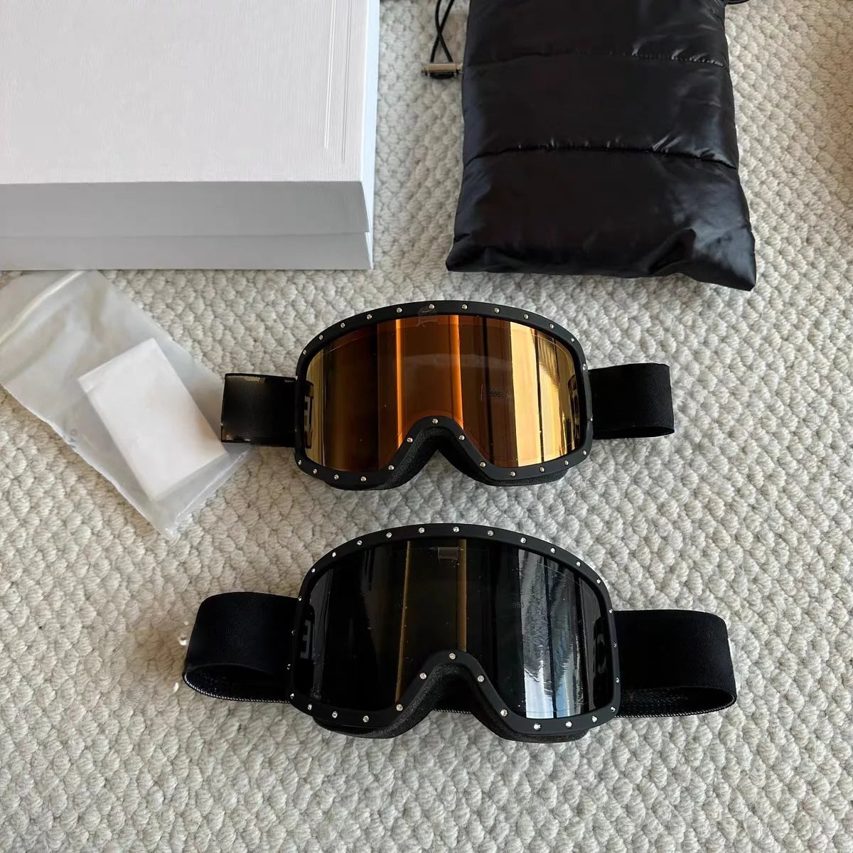 Winter Sports Ski Goggles, Windproof and Anti-fog, Luxury Couple's Ski Goggles with UV Protection, Outdoor Skiing Equipment.